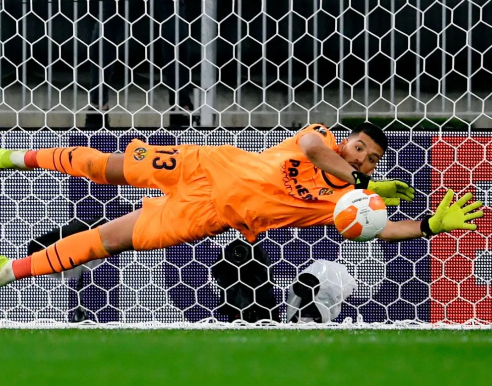 Gerónimo Rulli se vistió de héroe y Villarreal gritó campeón en la Europa League
