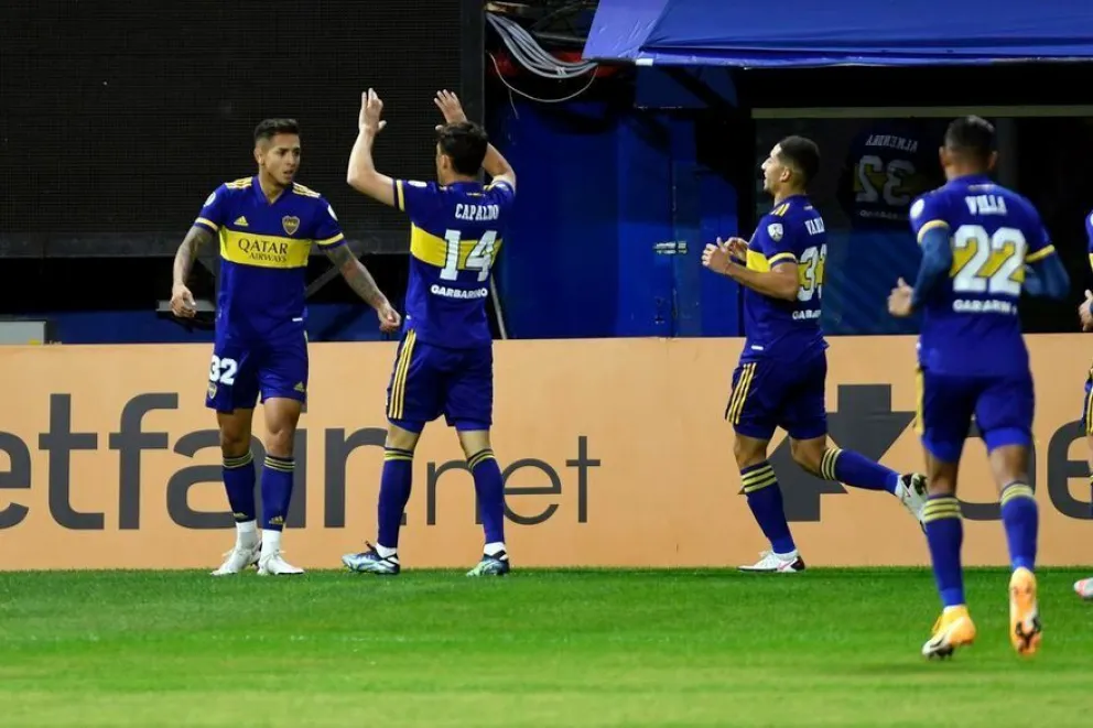 Libertadores: Boca goleó a The Strongest y se metió en octavos de final
