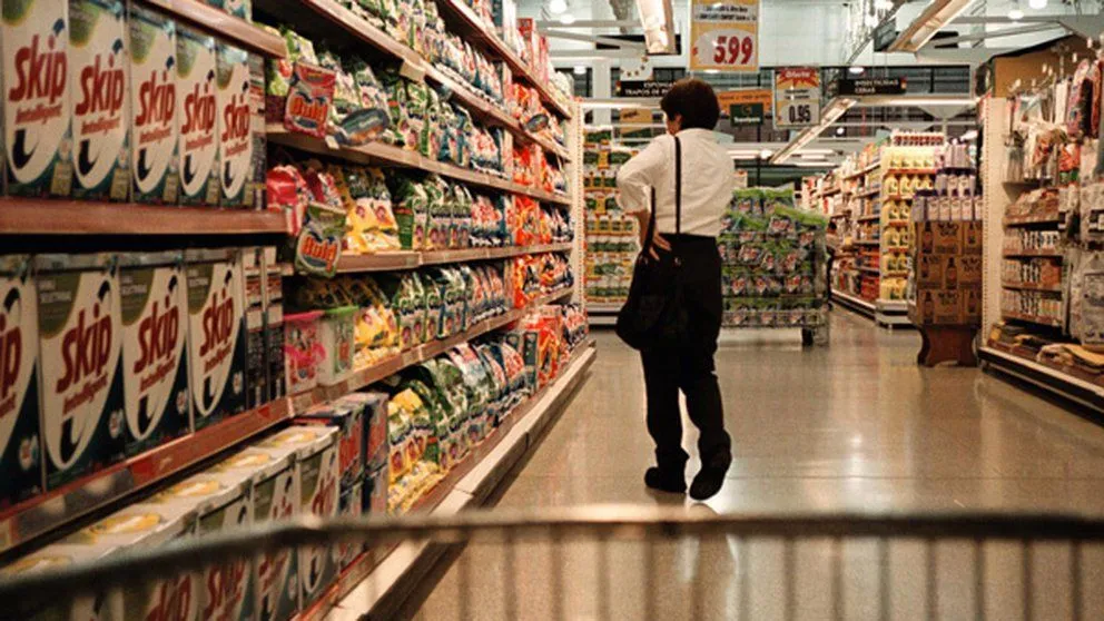 Nueva canasta básica: el precio de los productos estará impreso en la etiqueta