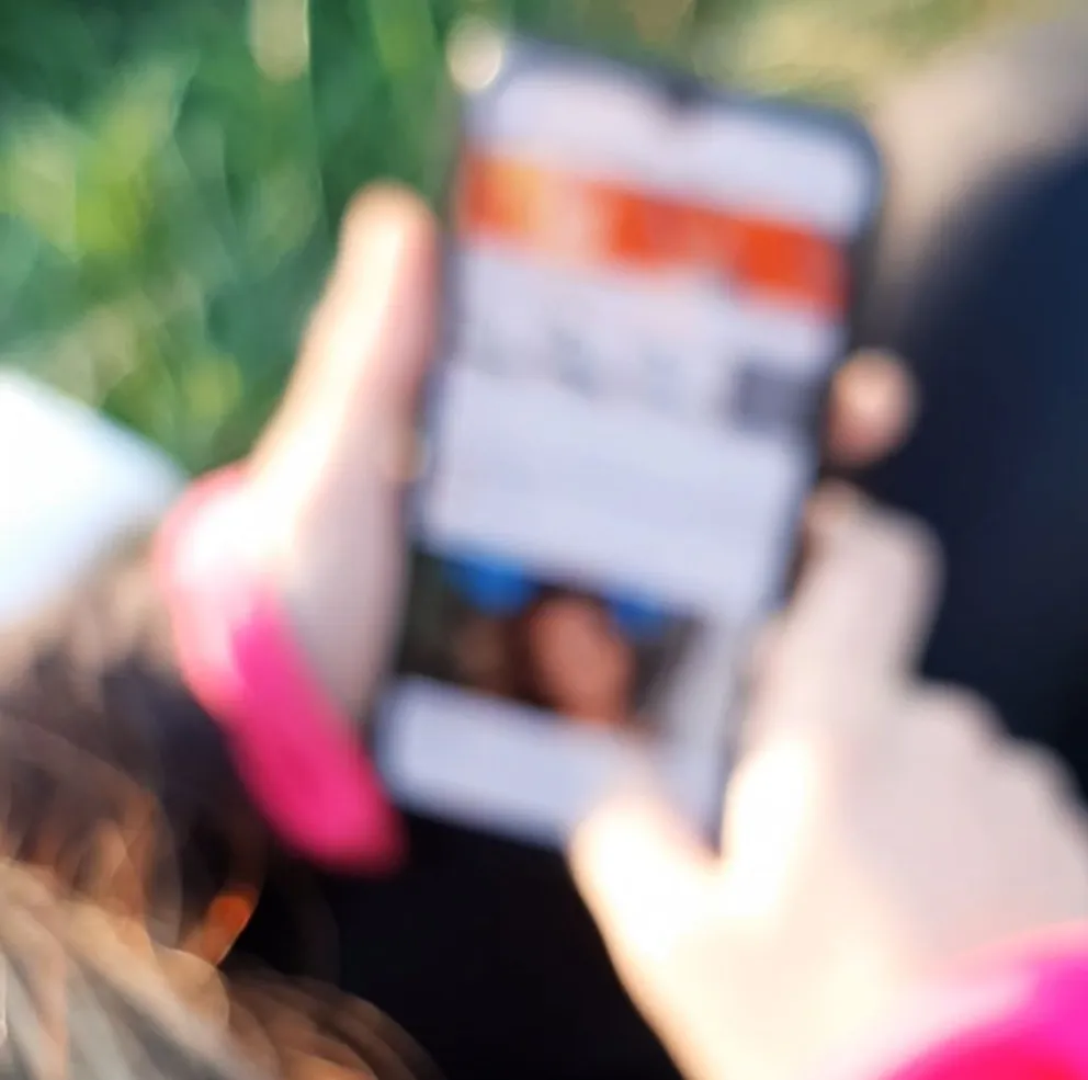 Los delincuentes estudian los perfiles de redes sociales para concretar estafas