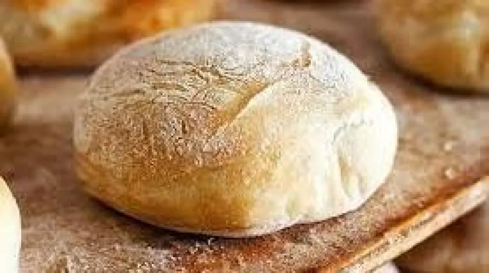 Pan casero sin levadura: crocante, rápido y con sólo 4 ingredientes