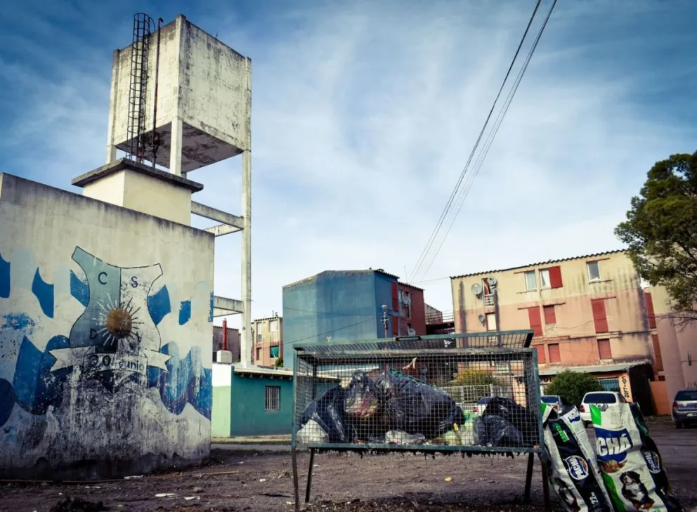 Barrios FONAVI:  los elegidos para el retorno de los contenedores plásticos