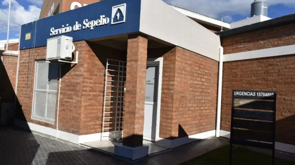 Cómo se despiden a los seres queridos con pocos velatorios y funerales