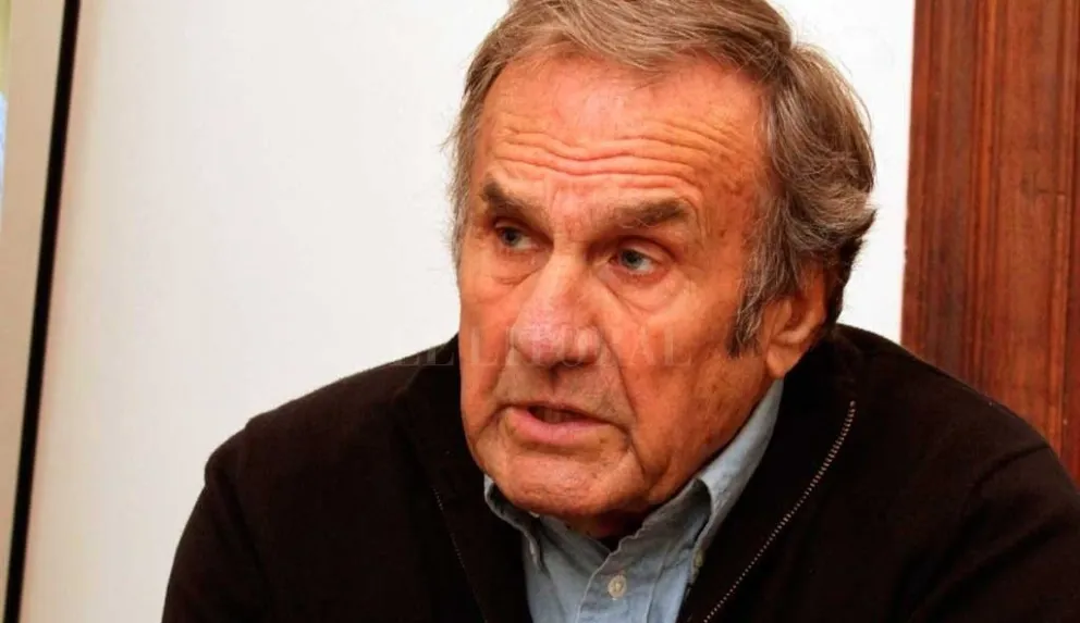 Trasladaron a Carlos Reutemann a terapia intensiva: se agravó su salud