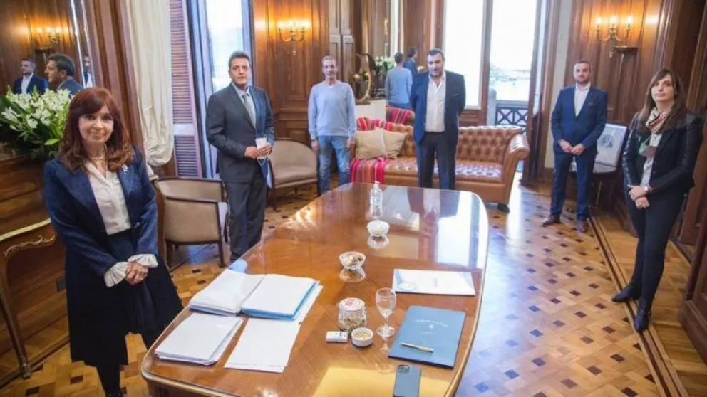 Diputados y Senadores se subieron el sueldo un 40% por encima de la inflación