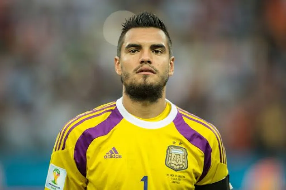 Sergio Romero: "Sigo jugando al futbol por el sueño de volver a la Selección"