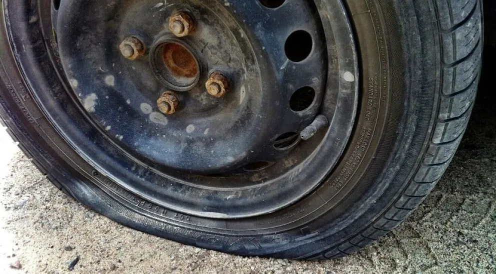 Maldad pura: hubo decenas de denuncias por gomas pinchadas