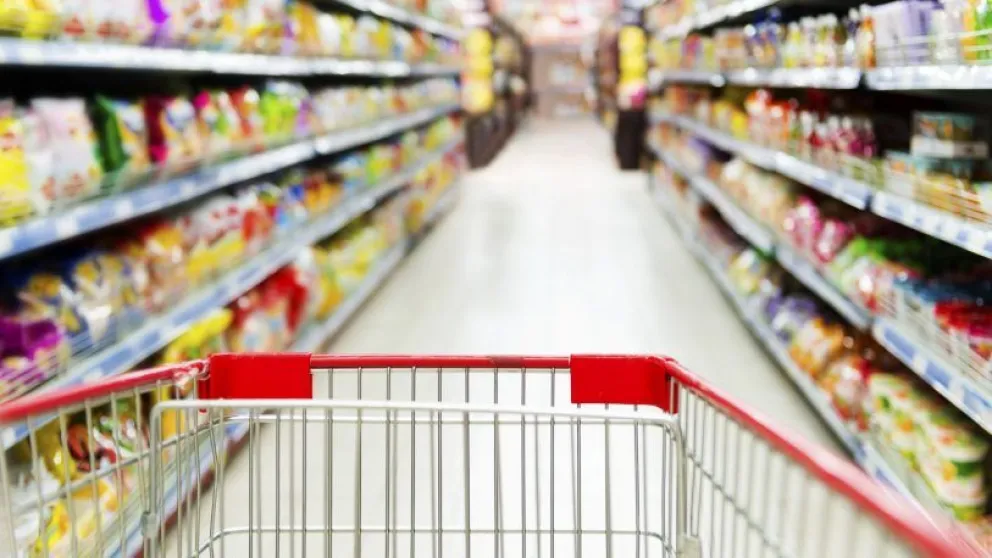 Precios fijos: lanzan canasta de 70 productos esenciales con precio etiquetado