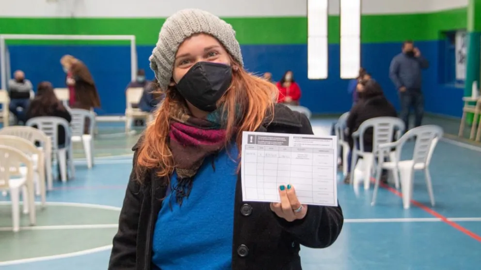 Nuevo récord: este jueves se aplicaron 376.815 vacunas en todo el país