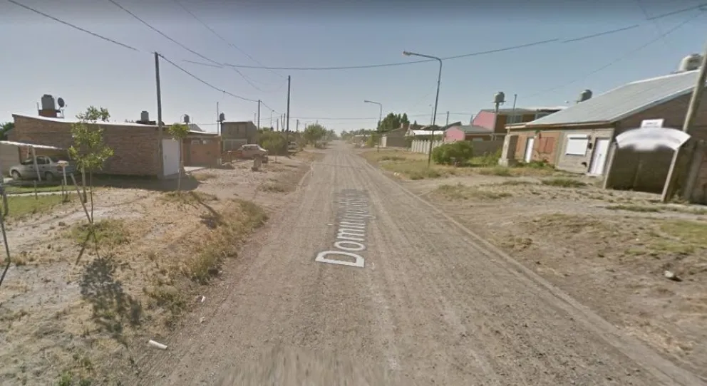 Le dijeron que querían alquilarle un departamento, la ataron y la saquearon