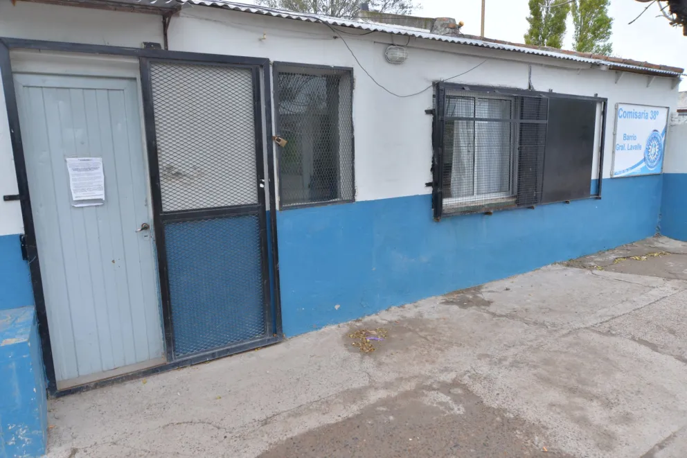 Imputaron a dos jóvenes por disturbios y por tirar piedras en el barrio Lavalle