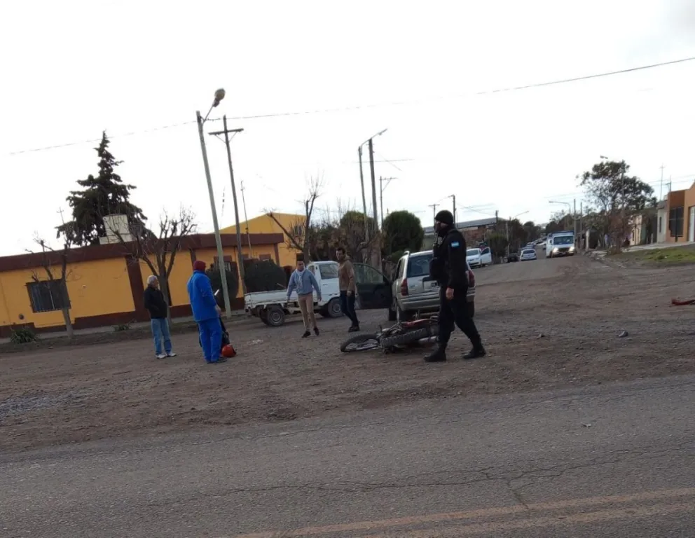 Fuerte accidente de tránsito en Las Heras y Avenida Peron