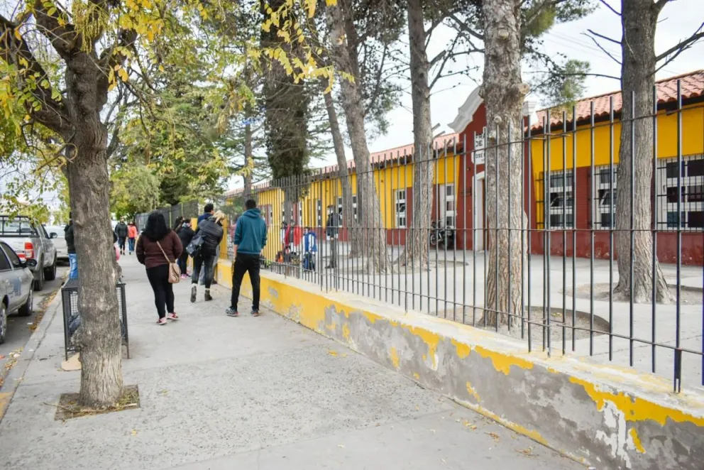 Los chicos salen de vacaciones escolares el lunes 5 de julio en Río Negro