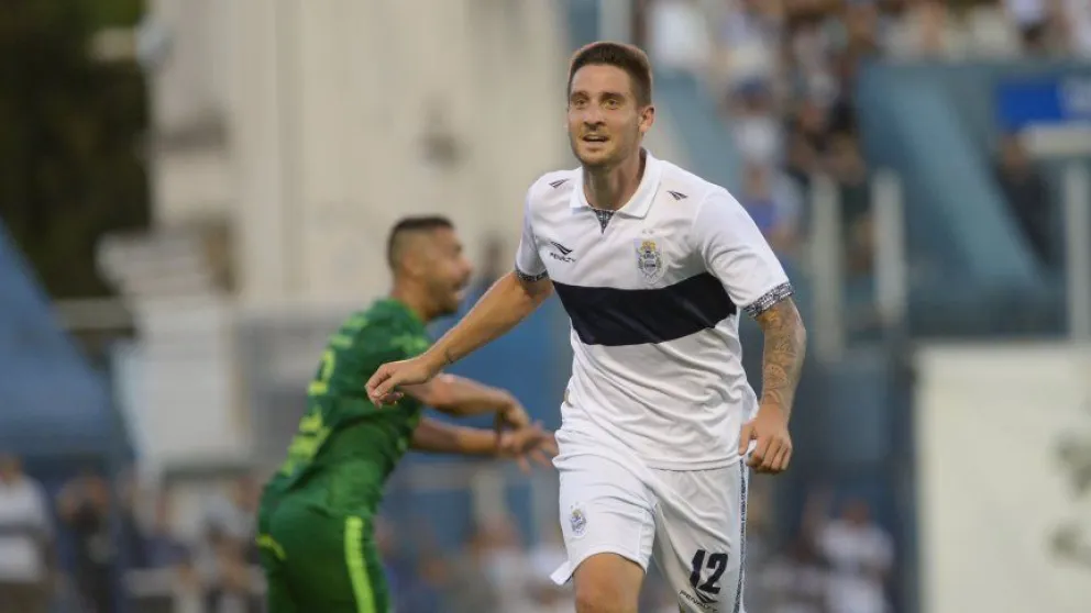 Otro viedmense para Sarandí: Nicolás Mazzola será el primer refuerzo de Arsenal