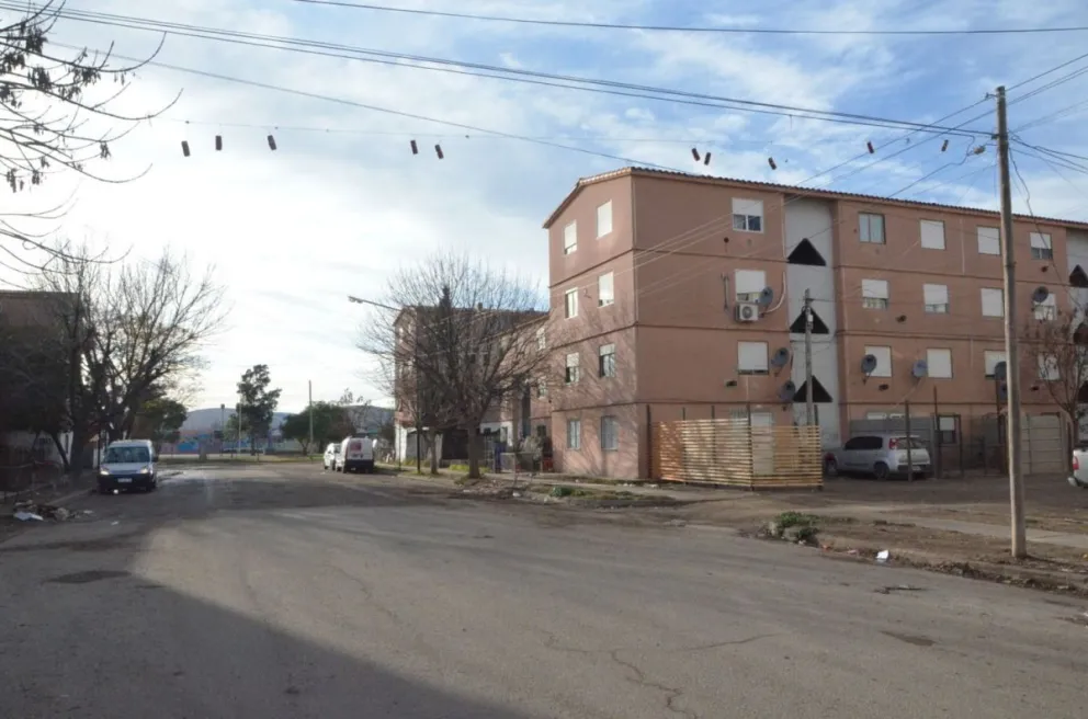 Denuncian un "aguantadero" en las 1016