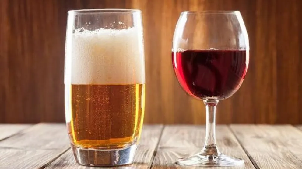 Cerveza o vino: ¿sabías cuál engorda más?