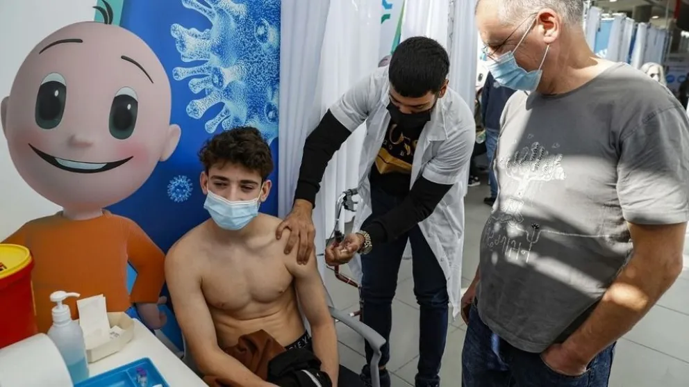 Chile comenzó a vacunar contra el coronavirus a jóvenes de 12 a 17 años