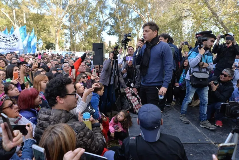Kicillof visita Carmen de Patagones y lo espera una serie de reclamos y pedidos