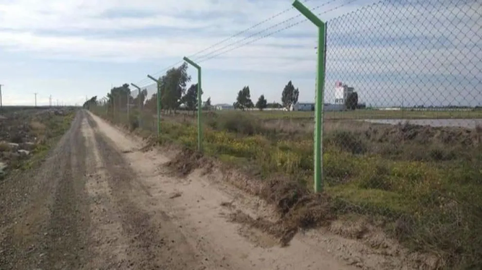 De nunca acabar: otra vez se llevaron el alambrado del autódromo