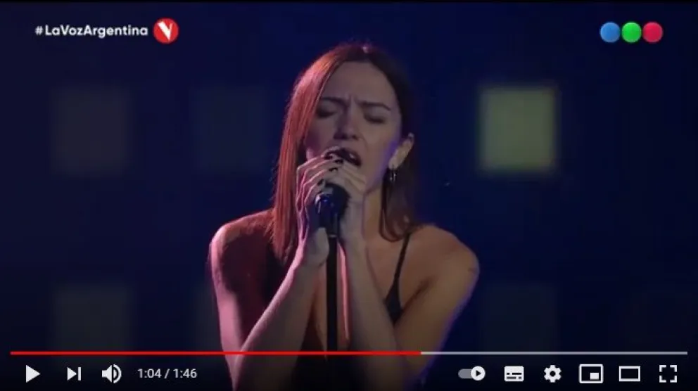 Una barilochense la rompió en La Voz Argentina