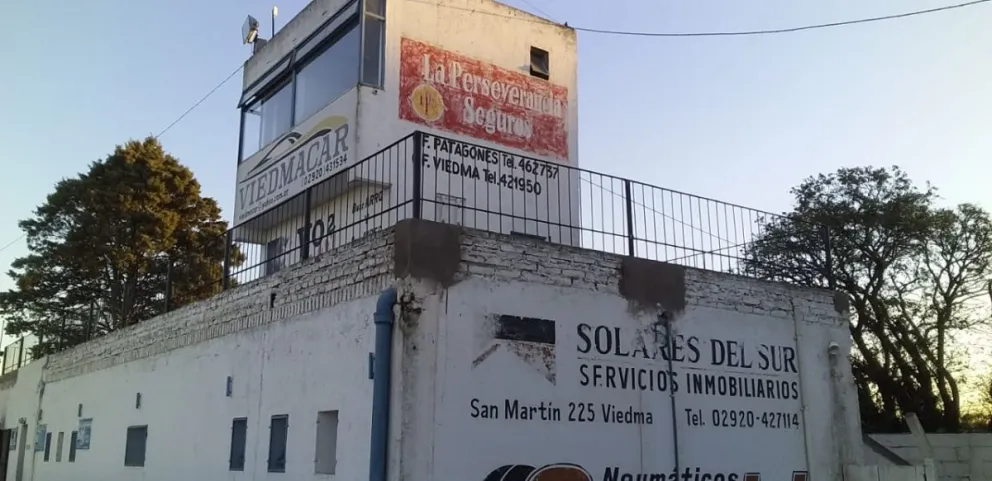 La prioridad de Newbery: "mantener las obligaciones y los costos fijos"