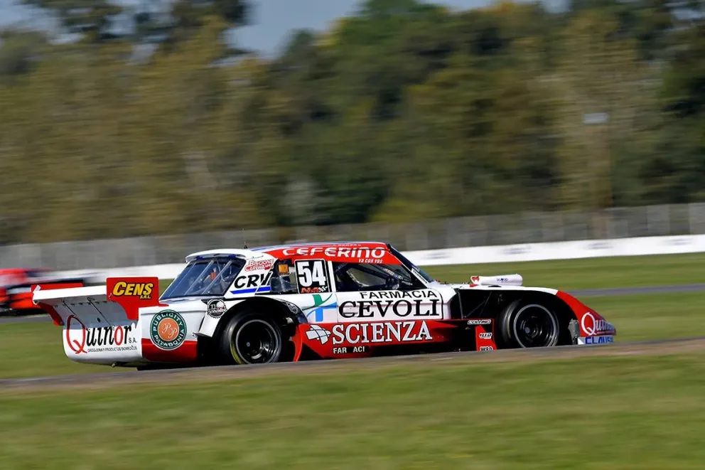 TC Pista Mouras: buen sábado para el viedmense Joaquín Ochoa