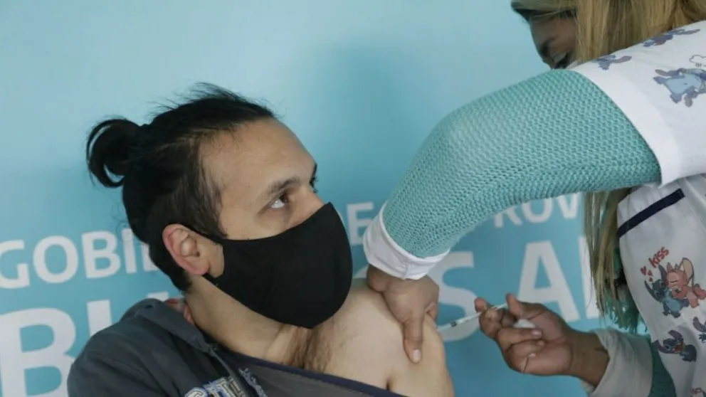 Se registraron 251 muertes por COVID en Argentina