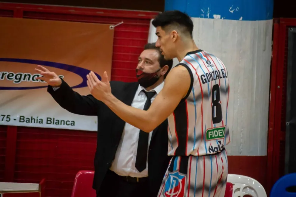 Liga Argentina: Atenas y Depo Viedma juegan en casa