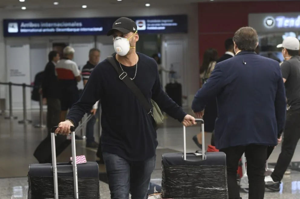 Según migraciones ¿por qué motivo salieron los argentinos que ahora quieren volver?