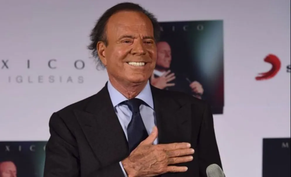 Mes de "julio": qué opina Julio Iglesias sobre sus memes