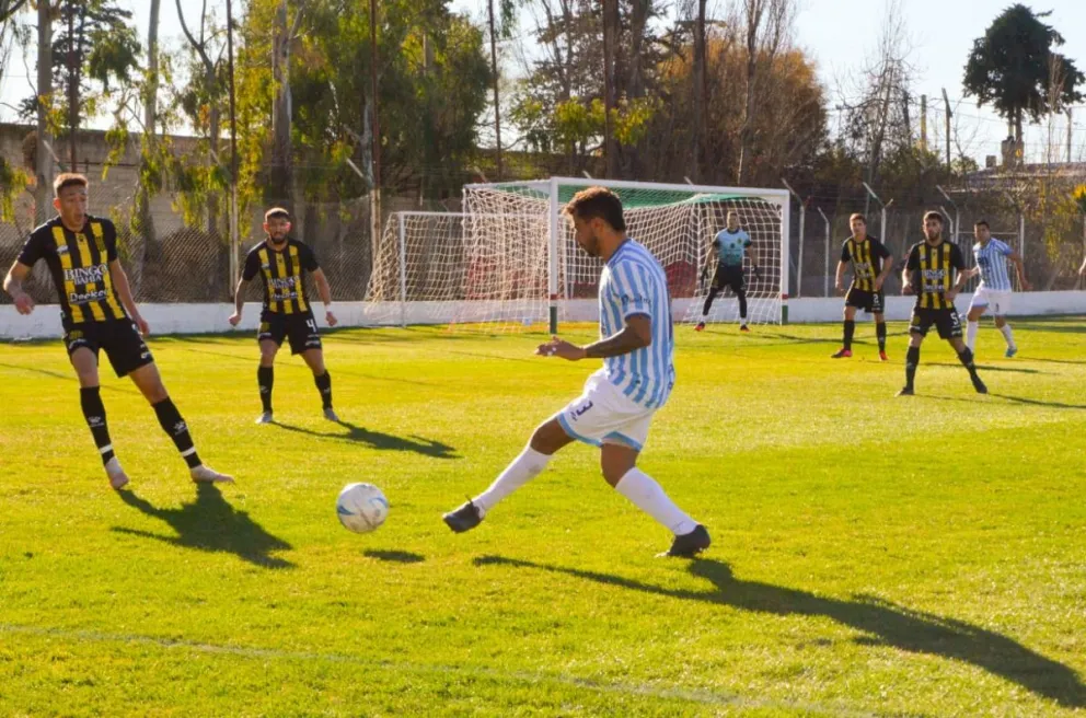 Federal A: Sol de Mayo cayó con Olimpo y quedó relegado en la tabla
