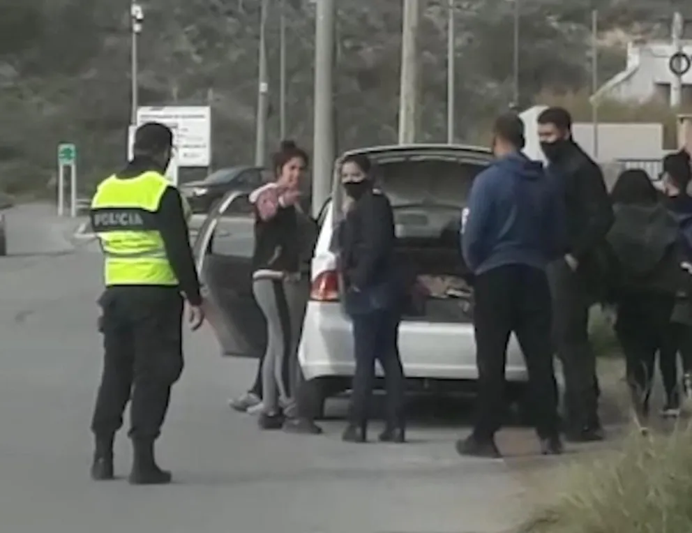 Robaron en Bahía Creek, los pescaron en Patagones y se enojaron por ser filmados