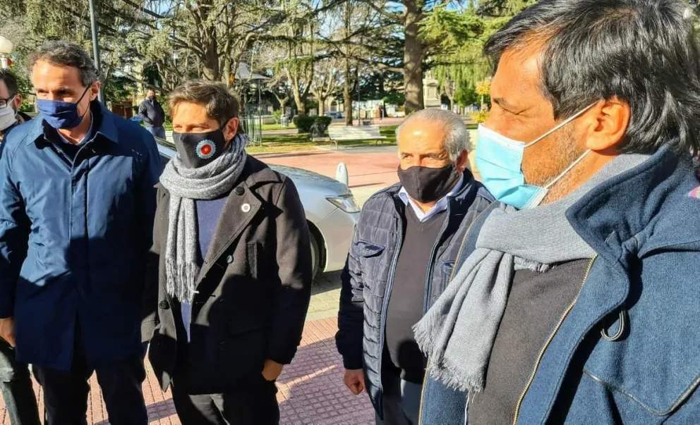 El Gobernador fue declarado Huésped de Honor y recibió una serie de pedidos