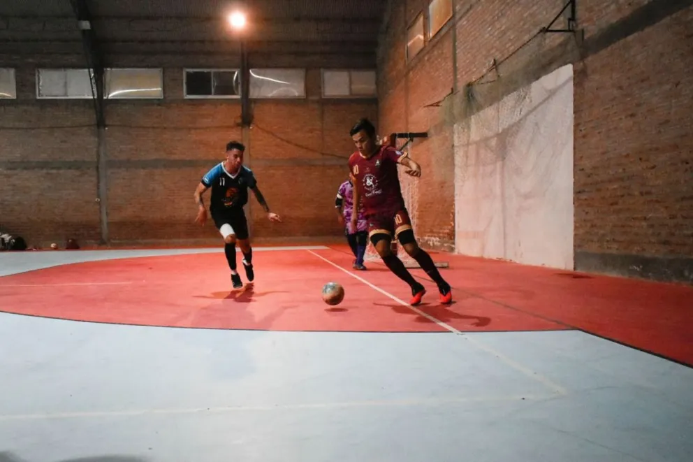 Remodelación del gimnasio Anexo y el sueño del estadio municipal