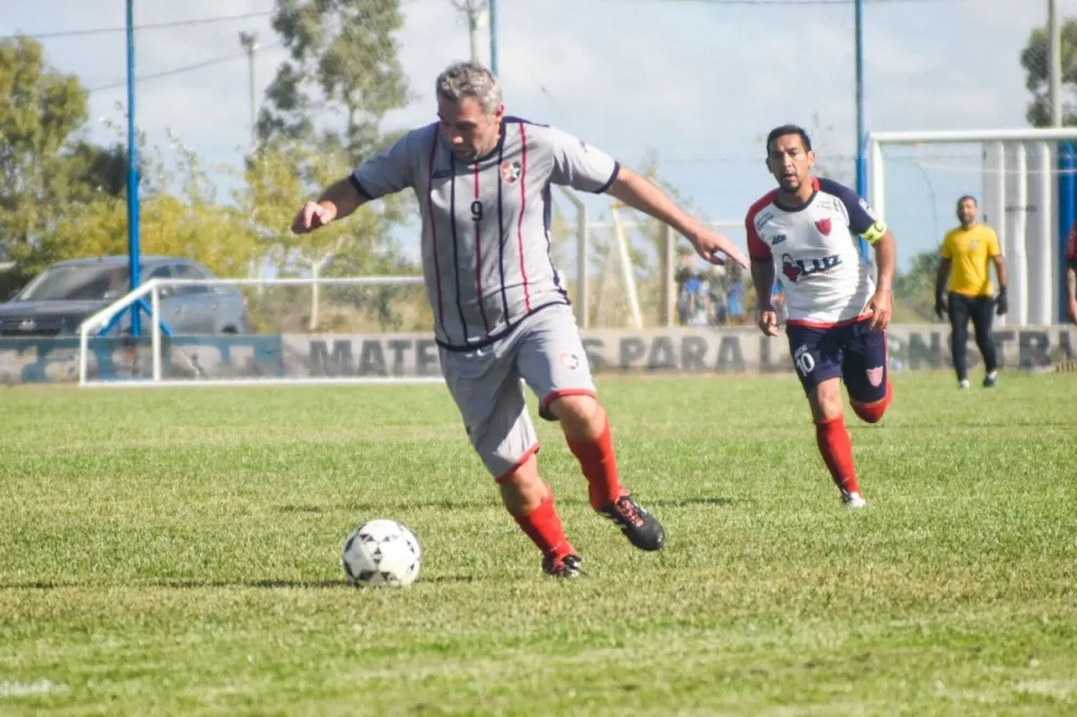 A ponerse los cortos: los senior regresan a las canchas en la Liga Nacional