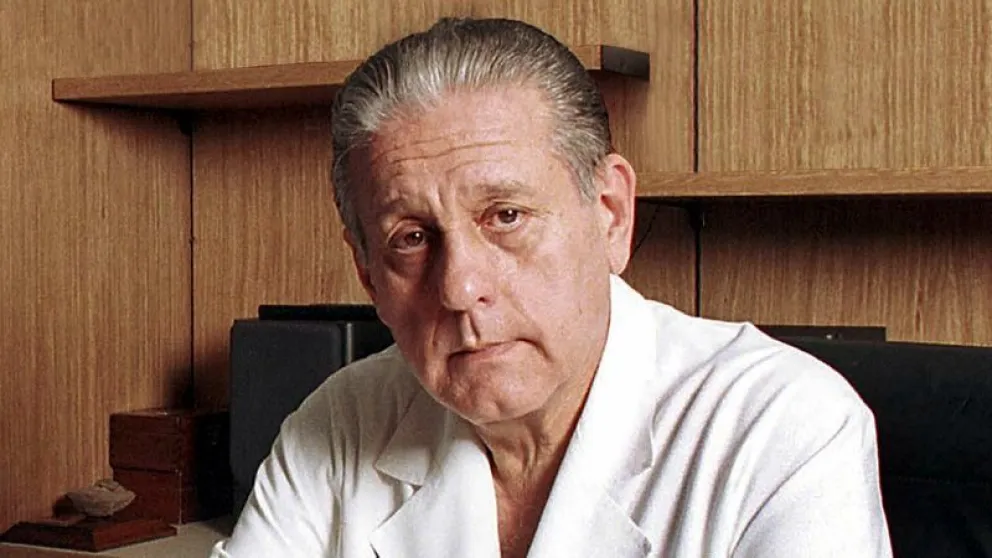 En homenaje a René Favaloro se conmemora el Día Nacional de la Medicina Social