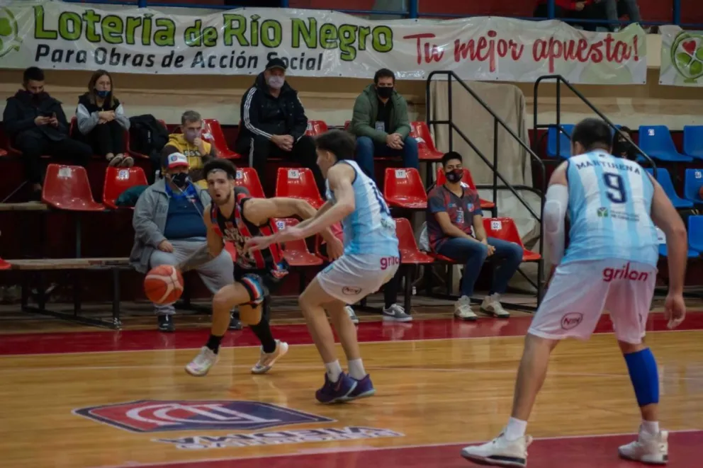 Liga Argentina: Depo Viedma busca el pase a semis, Atenas igualar la serie