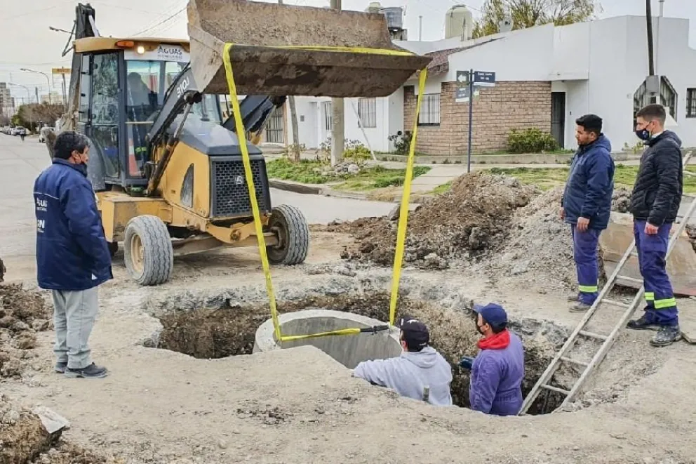 Reparan depósito cloacal en zona céntrica: ¿Termina el olor a podrido?
