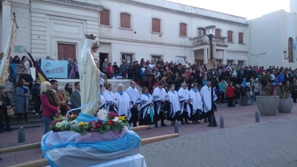 Al igual que en 1780, los maragatos rinden homenaje a la Virgen del Carmen