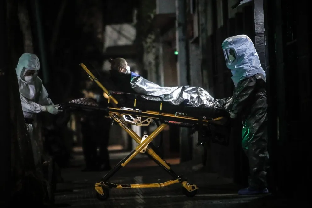 Una tragedia: Argentina superó las 100 mil muertes por coronavirus