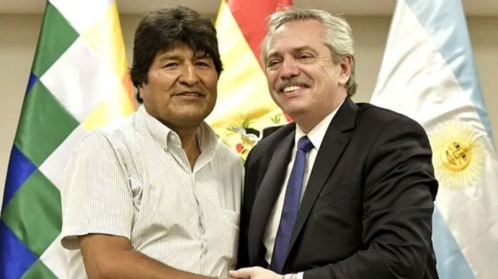 Evo Morales llegó a la Argentina: permanecerá en condición de refugiado
