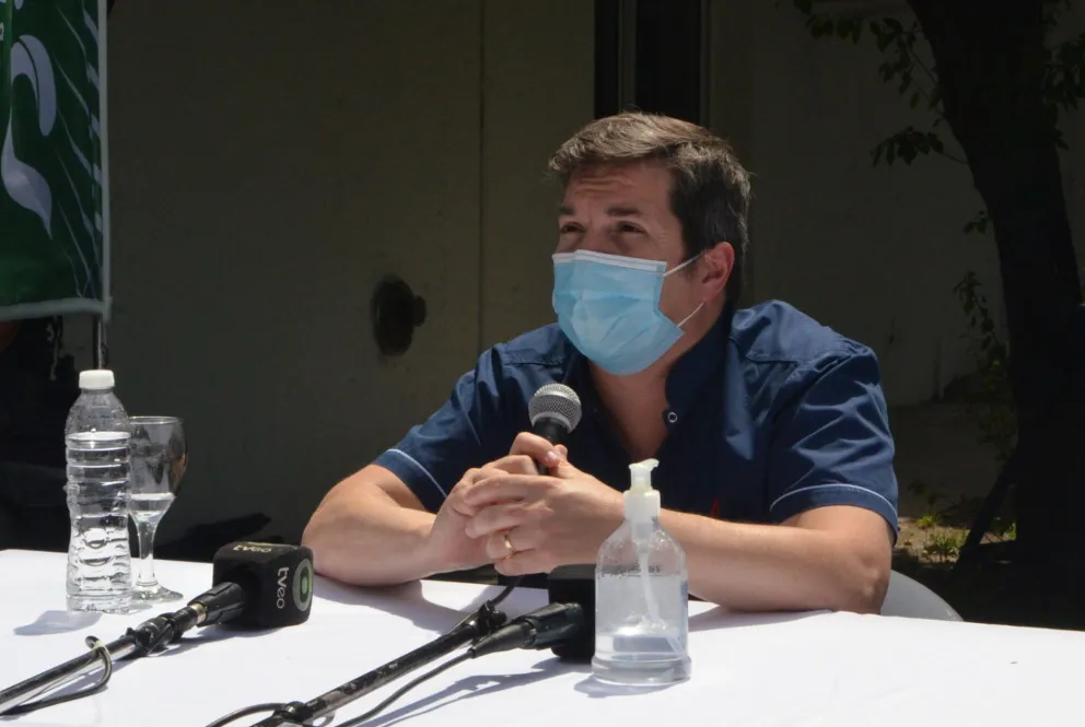 "No hay que relajarnos" alertó el director del Hospital Zatti sobre el covid