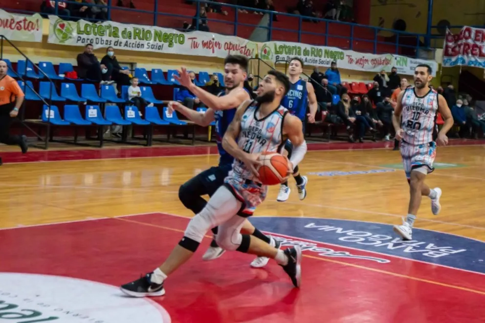 Viedma entra en el cuello de botella abriendo la semifinal ante Quilmes