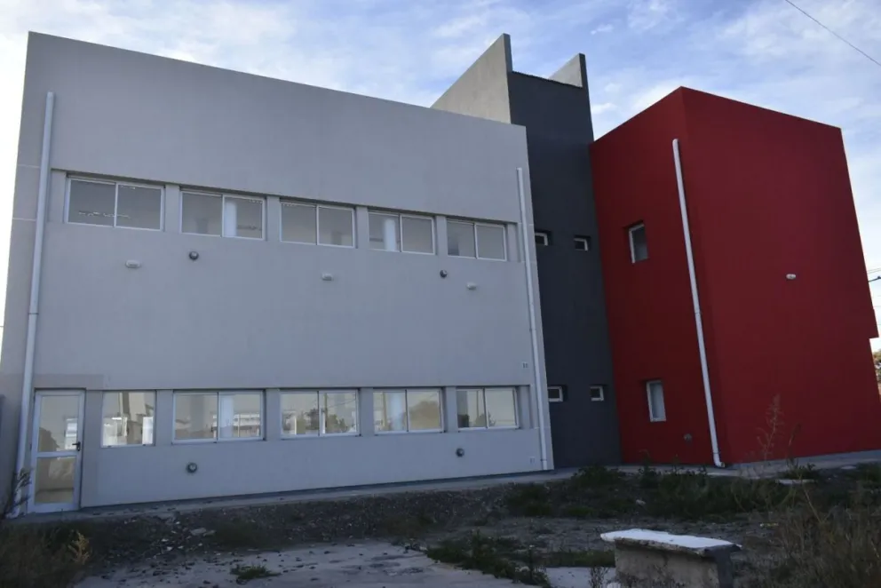 El Municipio dejará de alquilar en la calle Bynon y es una buena noticia