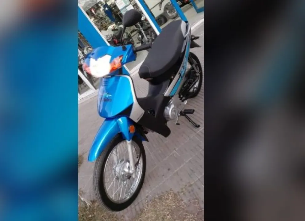 Malvivientes le sacaron la moto en la comisaría del barrio Guido