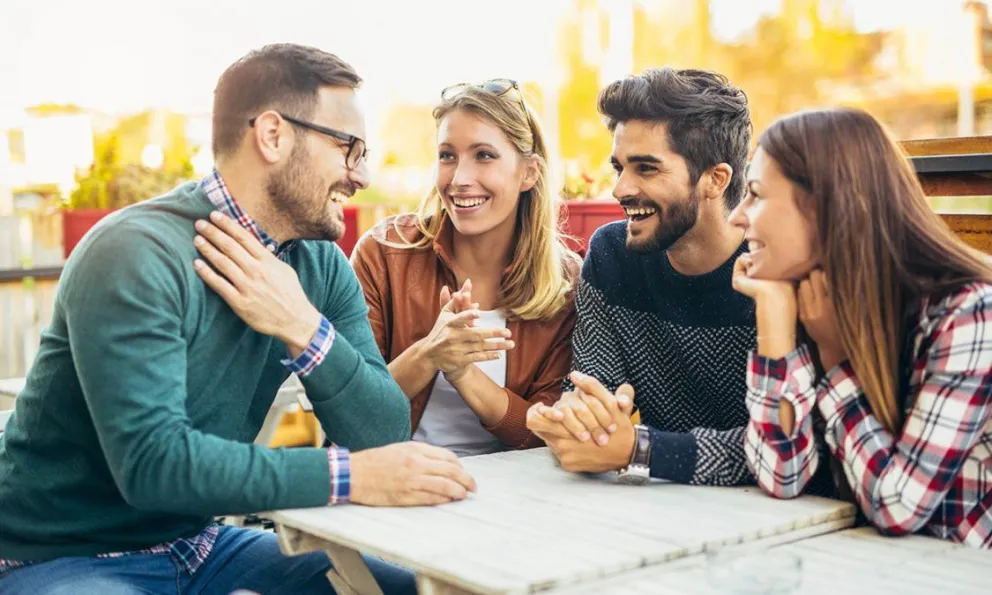 ¡Derrochan simpatía!: Cuáles son los signos del zodiaco más sociables