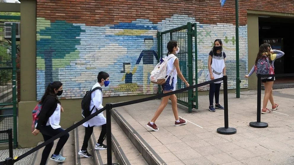 Educación propone aprobar un mínimo del 70% de contenidos para pasar de año