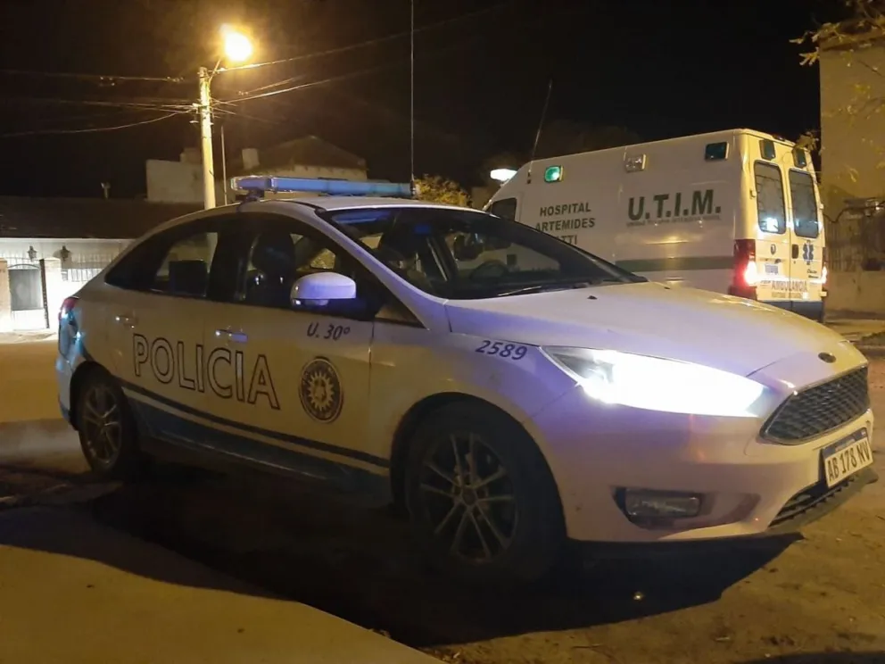 Una buena: policías evitaron la muerte de una mujer