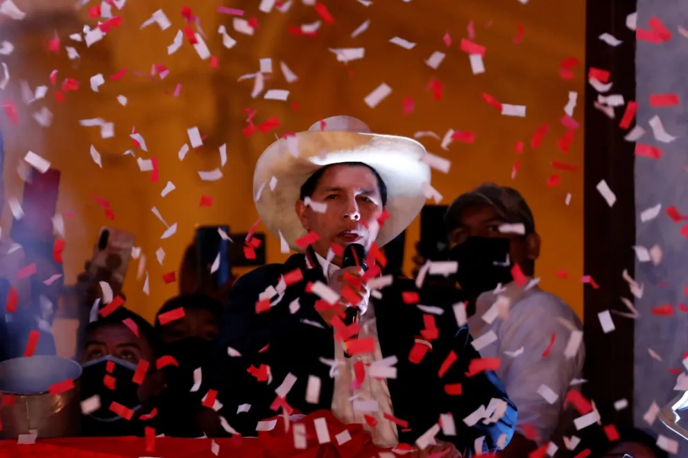 Proclamaron a Pedro Castillo presidente electo de Perú