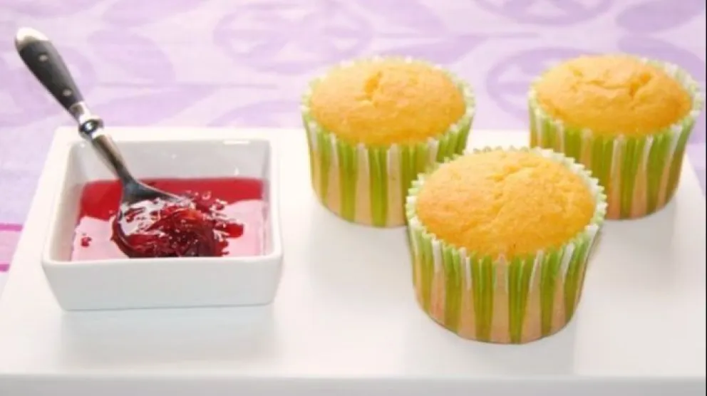 ¡Sin azúcar! Magdalenas de polenta y limón caseras y muy fáciles